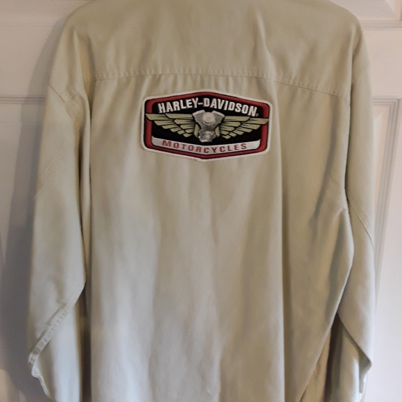 Harley Davidson Dress Shirt Collectible - Picture 2 of 2